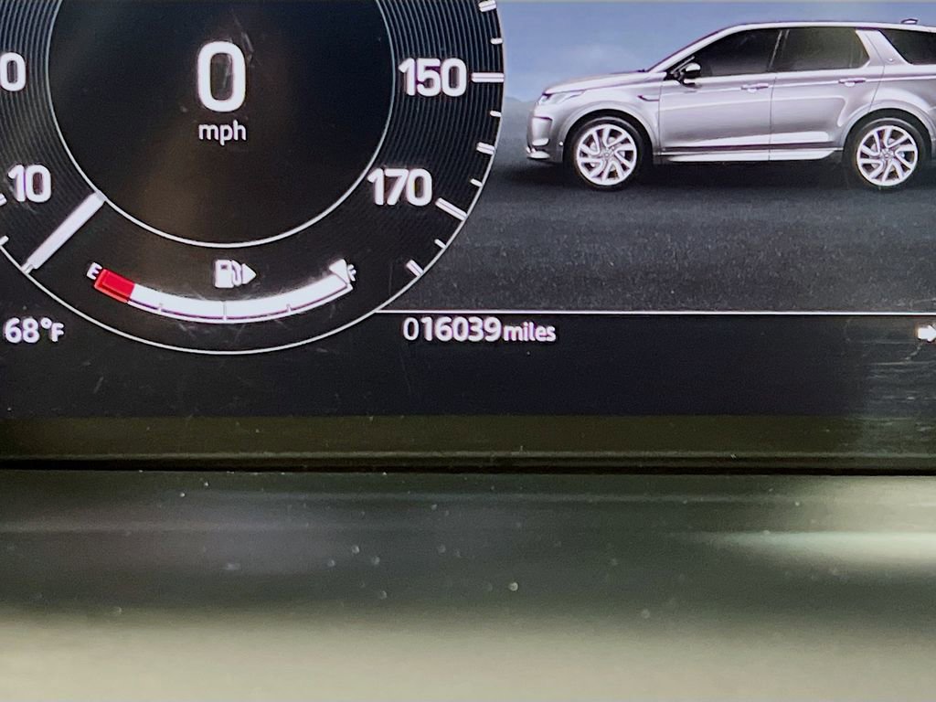 Used 2024 Land Rover Discovery Sport S image 12