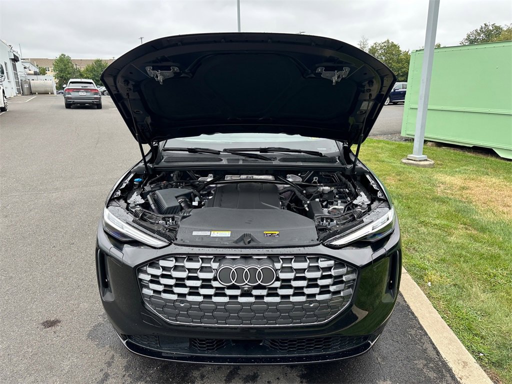 New 2025 Audi Q5 Premium Plus image 16