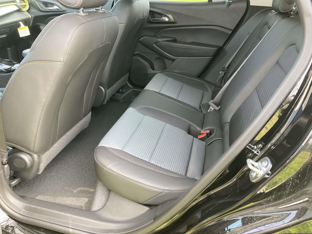 New 2026 Chevrolet Trax LT image 11