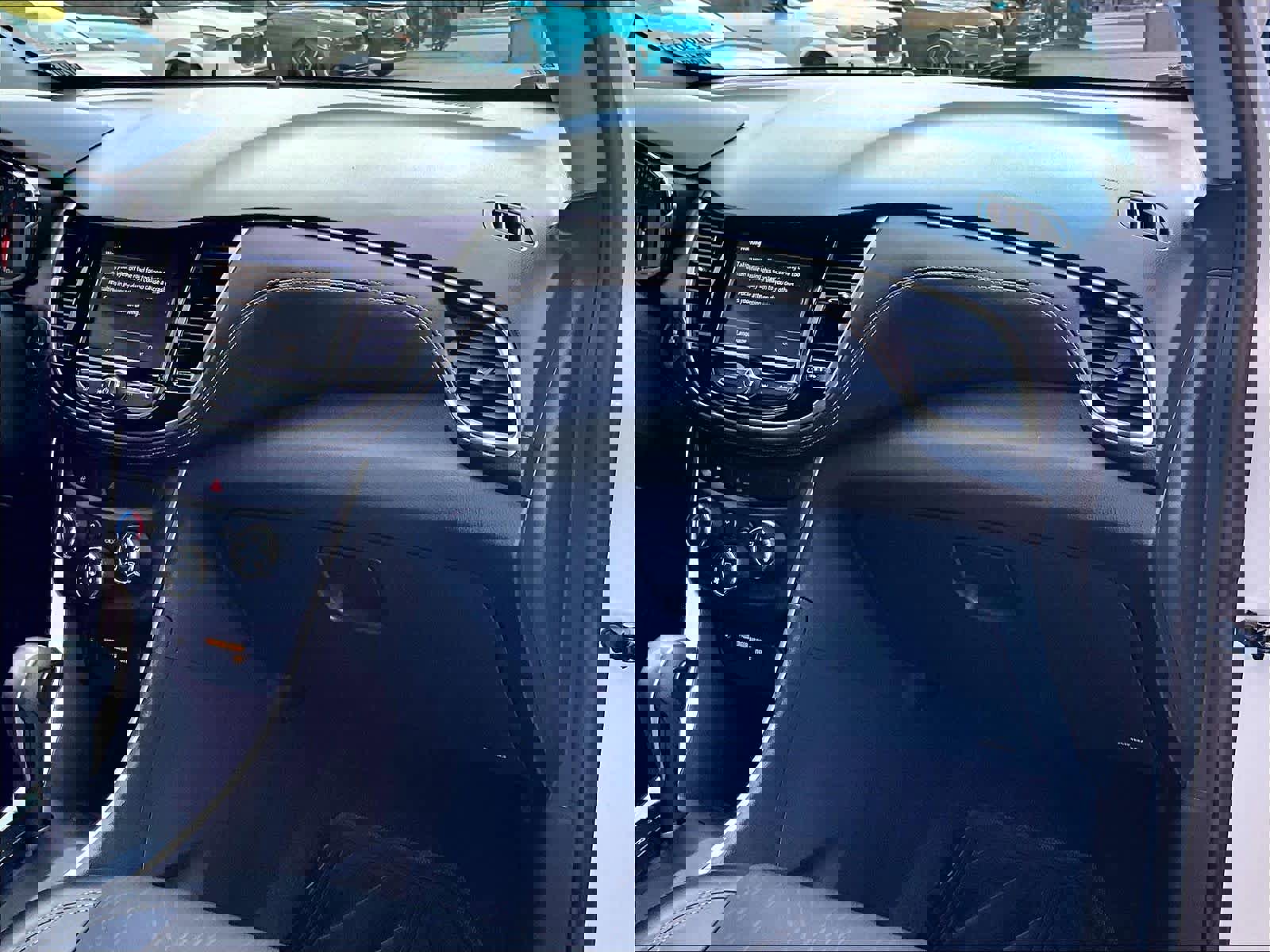 Certified 2022 Chevrolet Trax LT w/ Sport Edition image 13