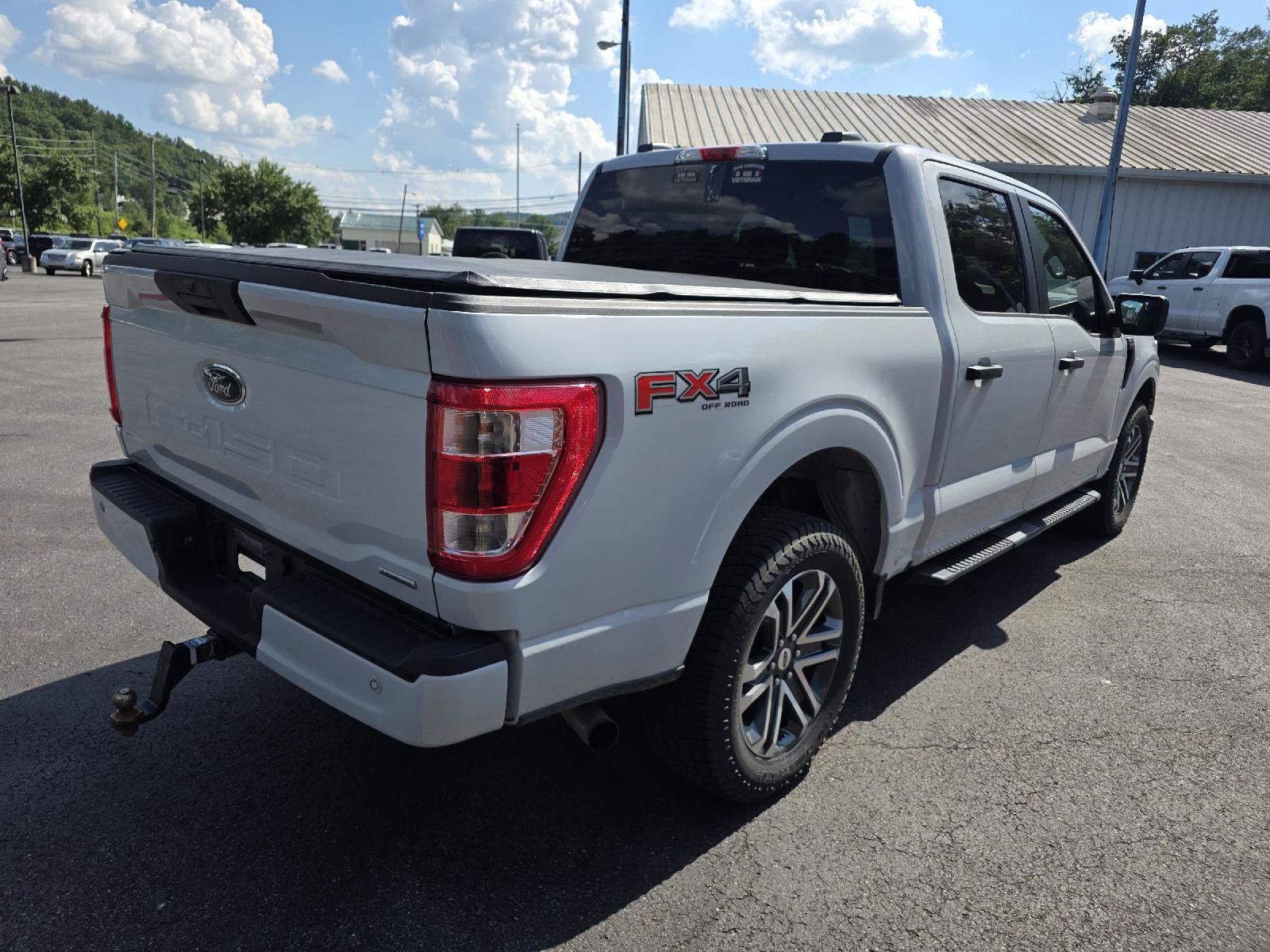 Used 2022 Ford F150 XL w/ STX Appearance Package AWD/4WD image 7