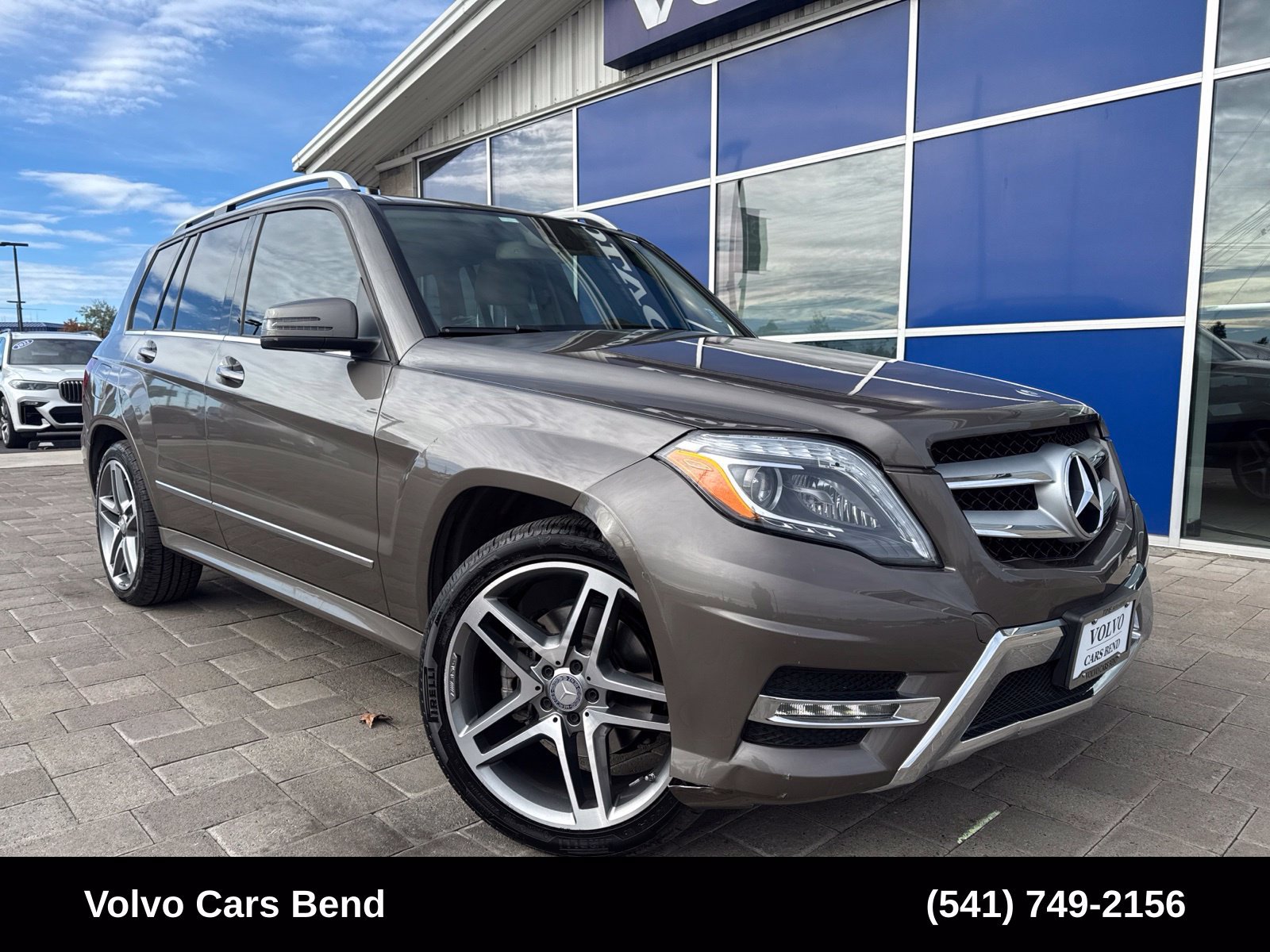 Used 2015 Mercedes-Benz GLK 350 4MATIC image 2