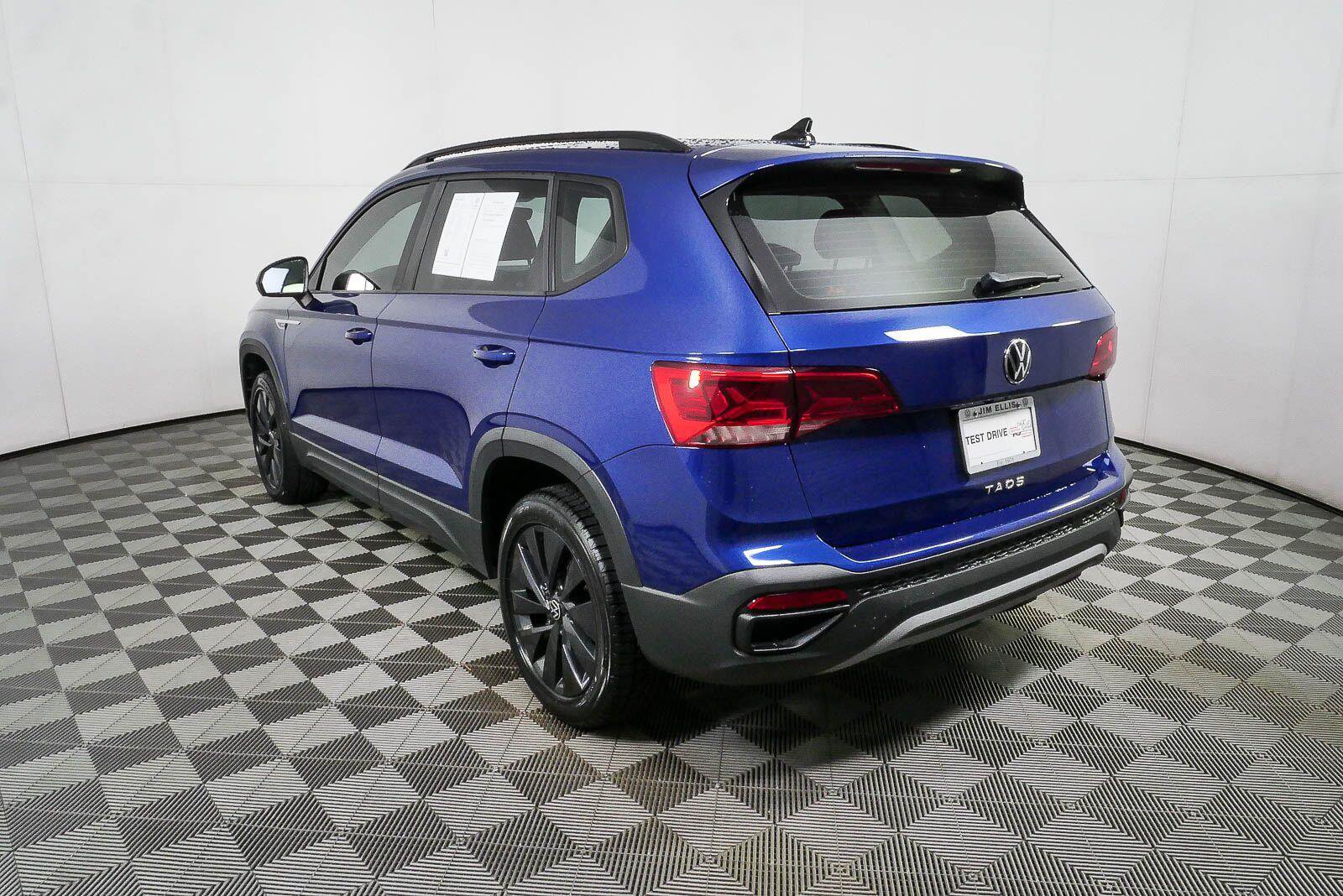 Certified 2023 Volkswagen Taos S FWD image 23