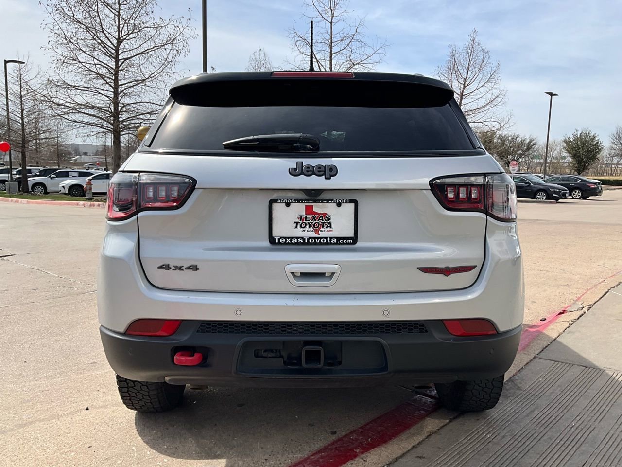 Used 2025 Jeep Compass Trailhawk w/ Trailer Tow Group image 7