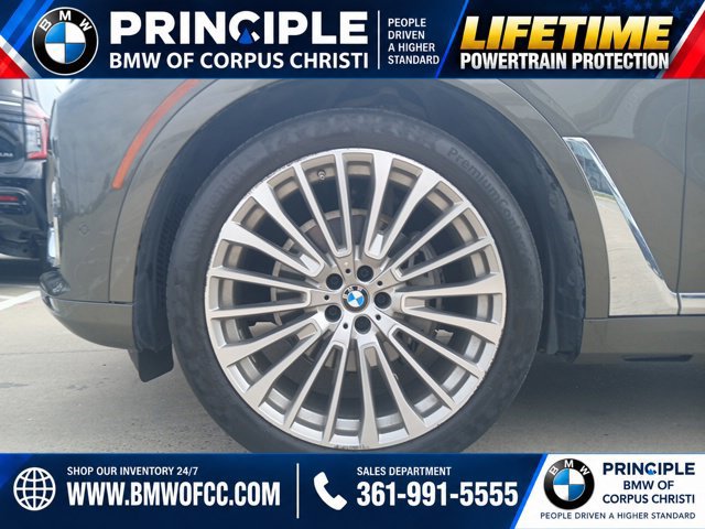 Used 2020 BMW X7 xDrive40i w/ Premium Package AWD/4WD image 6