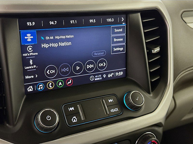 Used 2023 GMC Acadia SLT image 14