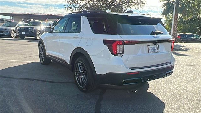 New 2025 Ford Explorer ST-Line w/ Premium Package image 5