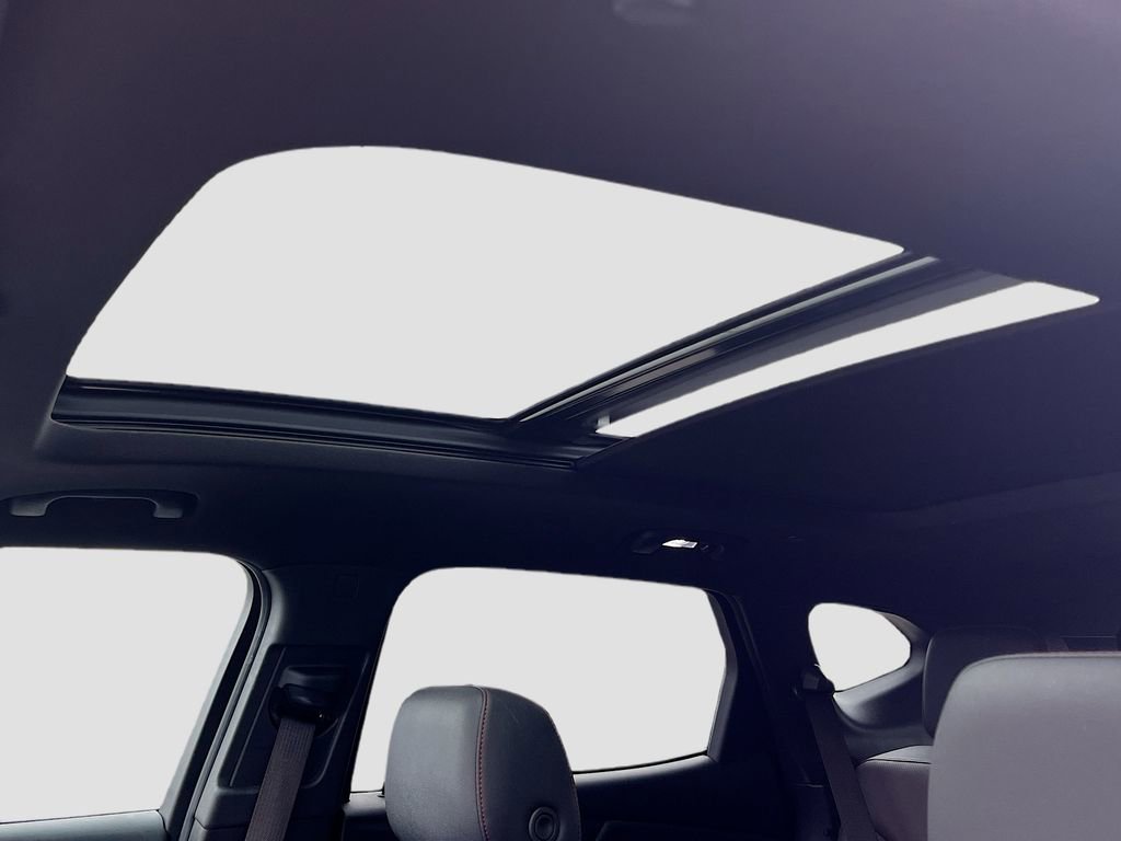 Used 2022 Chevrolet Blazer RS w/ Enhanced Convenience Package AWD/4WD image 23