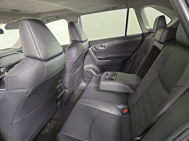 Used 2025 Toyota RAV4 XLE Premium image 15