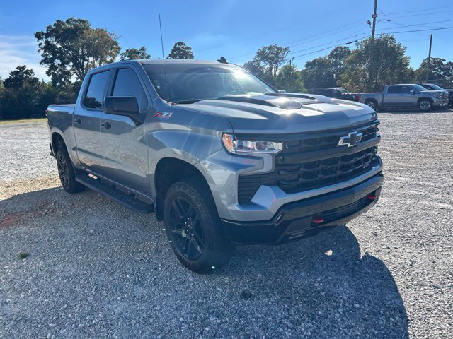 Used 2023 Chevrolet Silverado 1500 LT Trail Boss AWD/4WD image 2