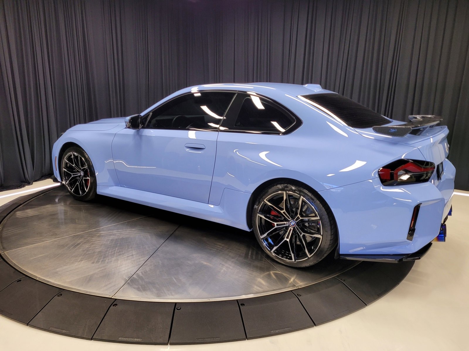 Used 2024 BMW M2 w/ Lighting Package image 11