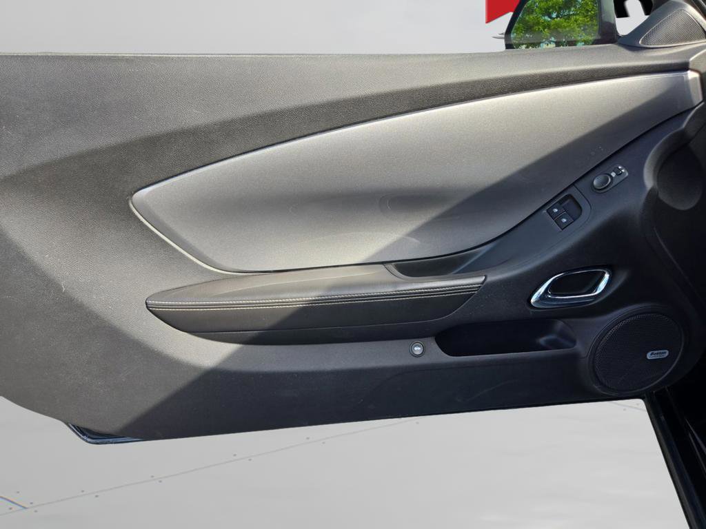 Used 2010 Chevrolet Camaro SS image 33