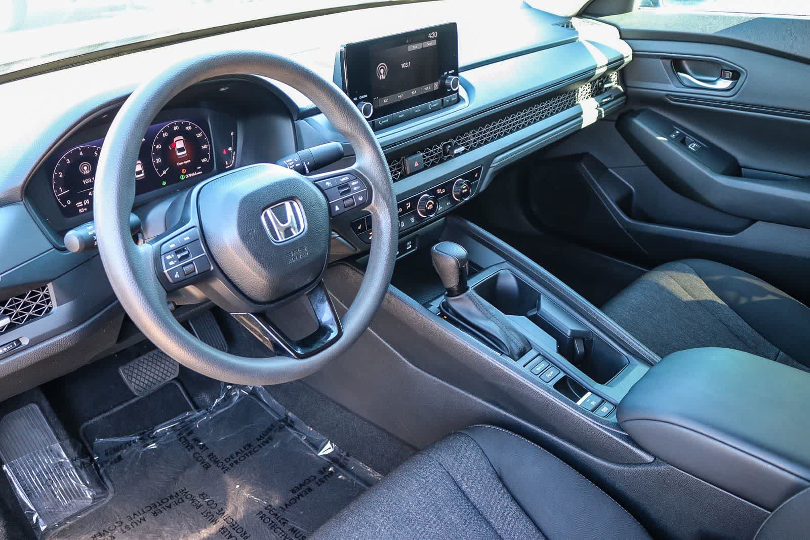 Used 2025 Honda Accord SE image 17