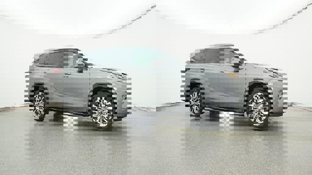 New 2026 Toyota Highlander Platinum image 28