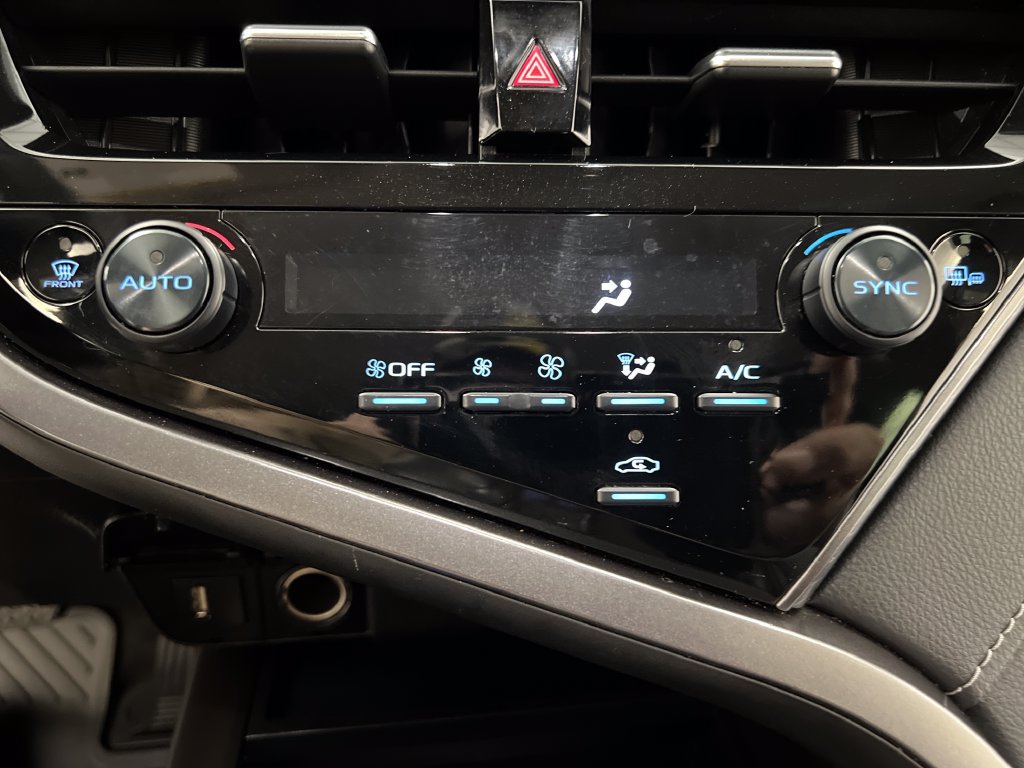 Used 2023 Toyota Camry SE w/ Convenience Package FWD image 53
