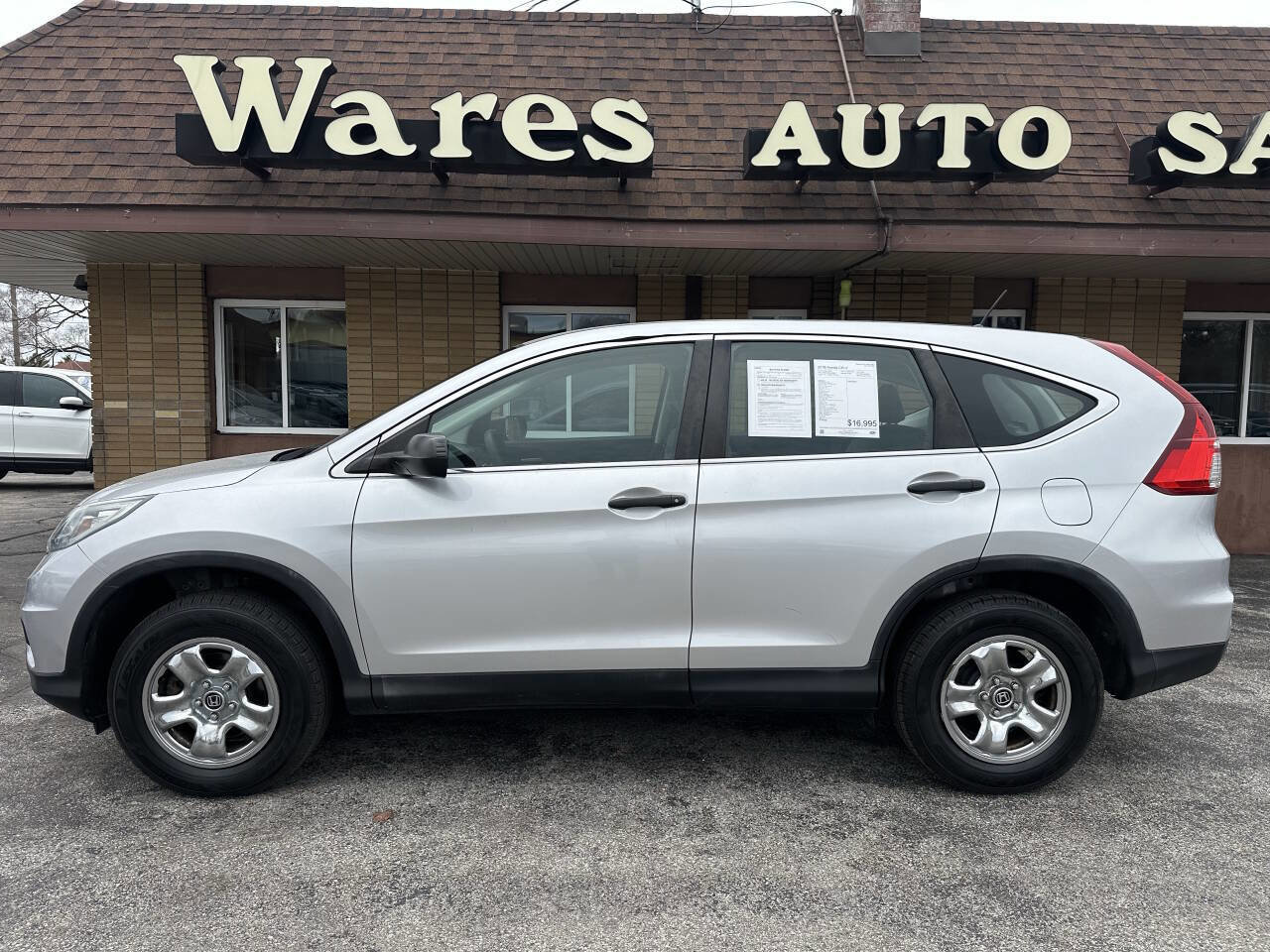 Used 2016 Honda CR-V LX image 1