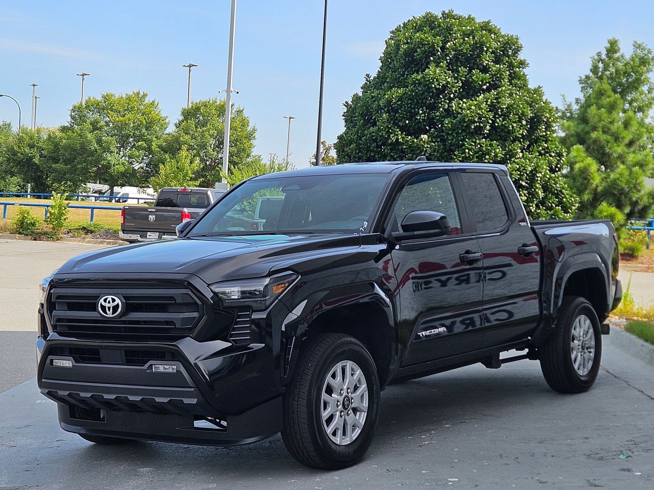 Used 2024 Toyota Tacoma SR5 RWD image 3