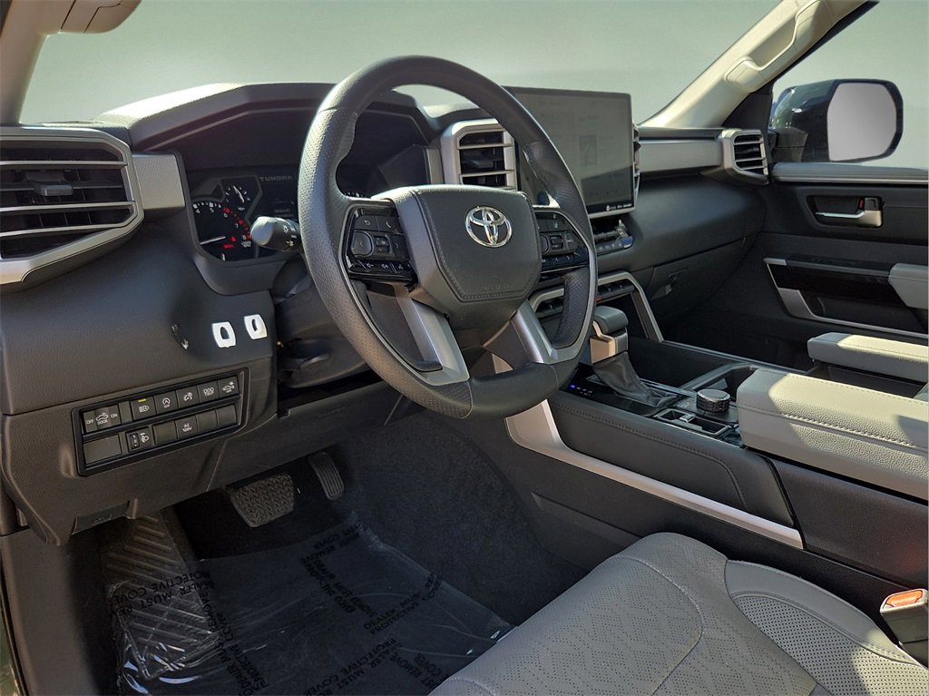 Used 2023 Toyota Tundra Limited image 15