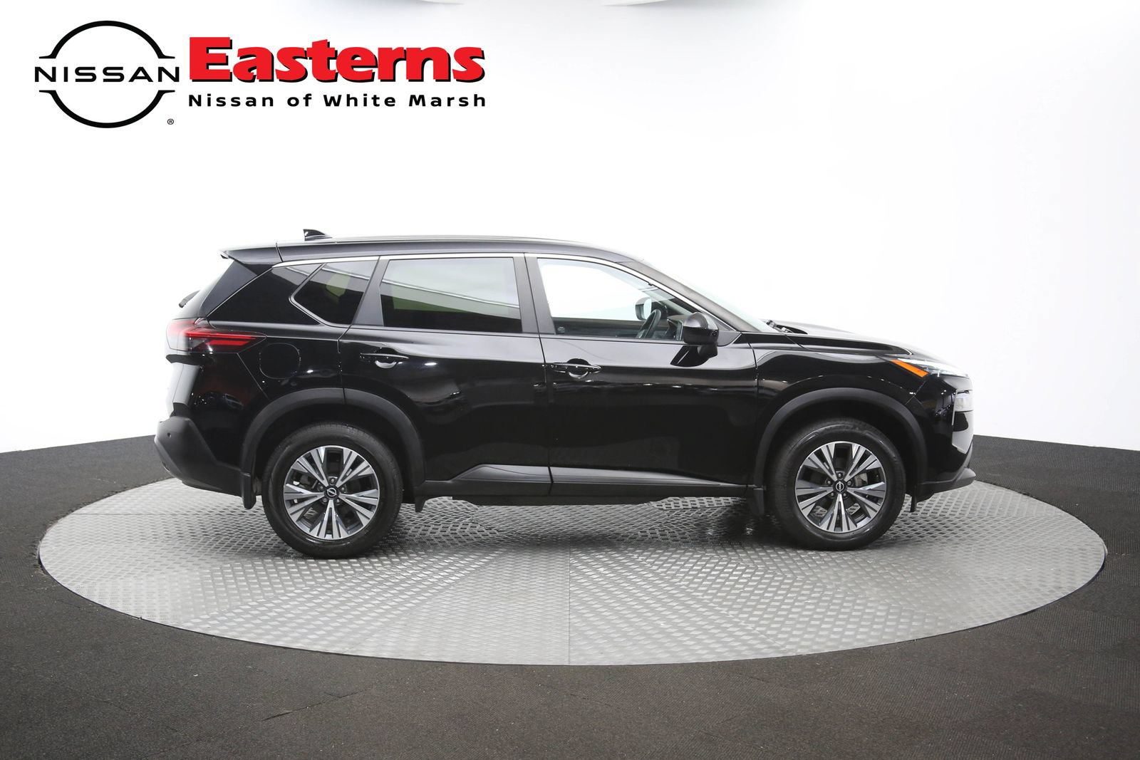 Used 2023 Nissan Rogue SV AWD/4WD image 44