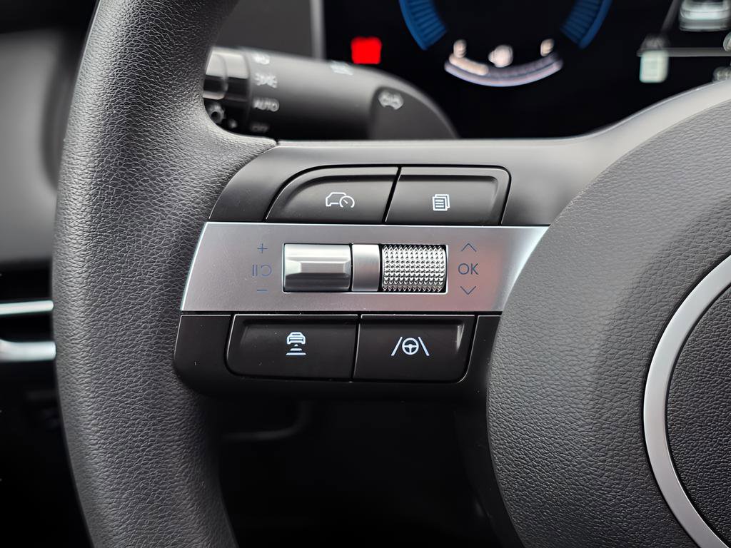 Certified 2025 Hyundai Tucson SEL FWD image 25