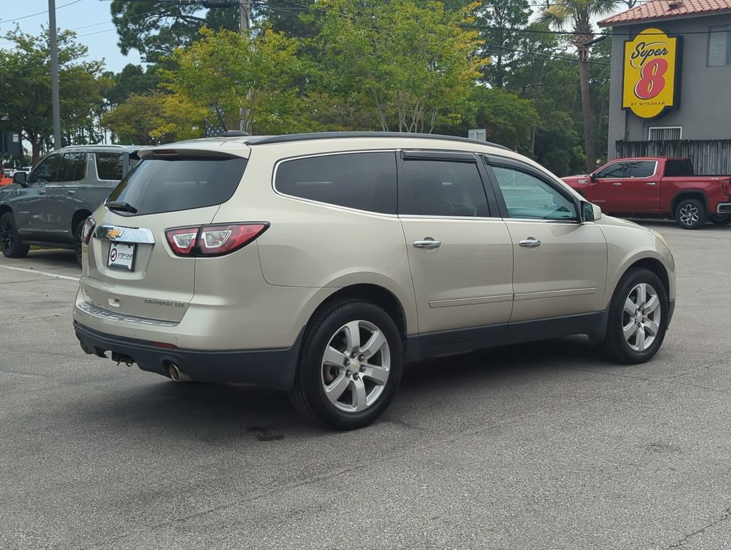 Used 2016 Chevrolet Traverse LTZ FWD image 6