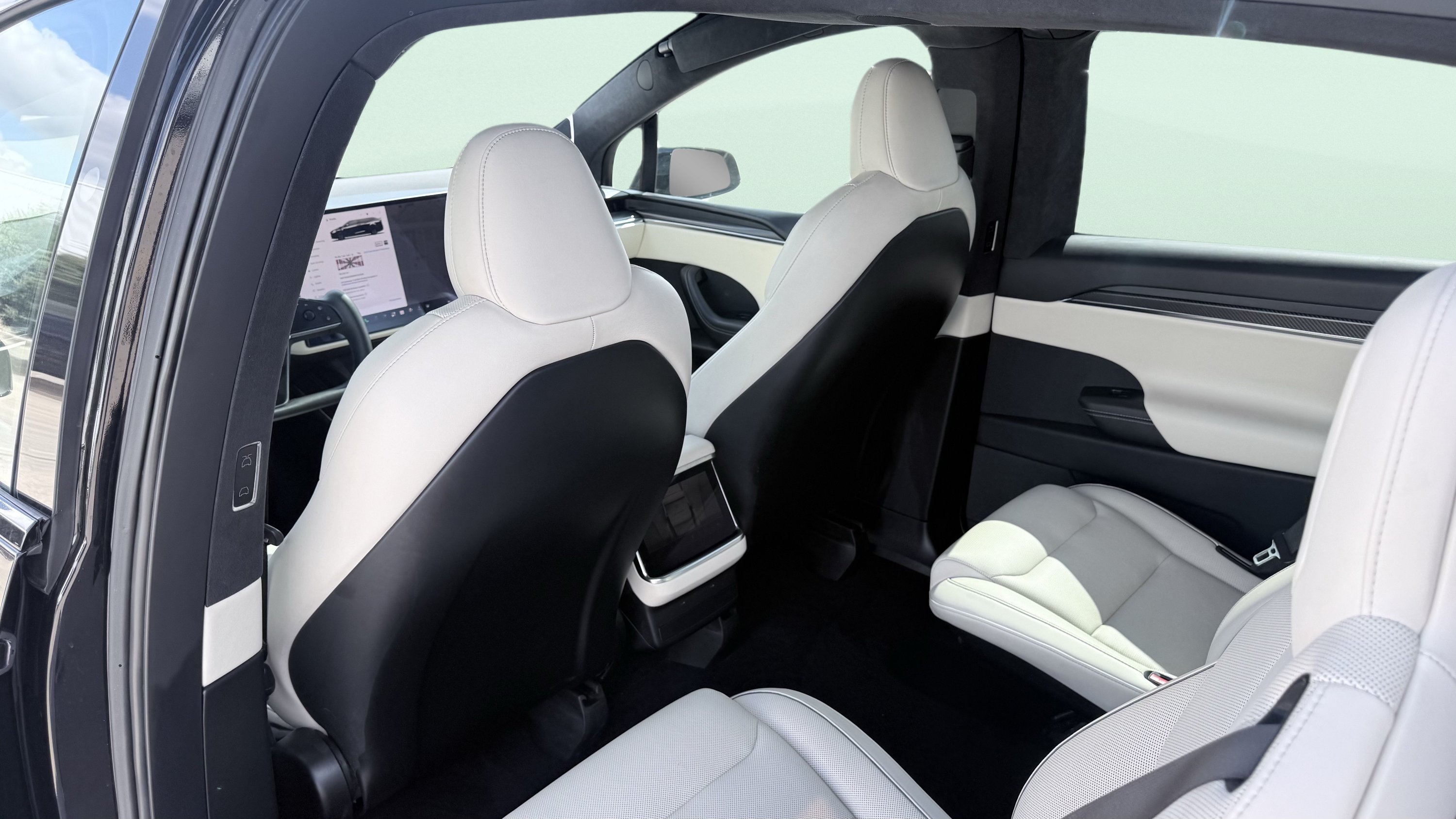 Used 2022 Tesla Model X Plaid AWD/4WD image 26