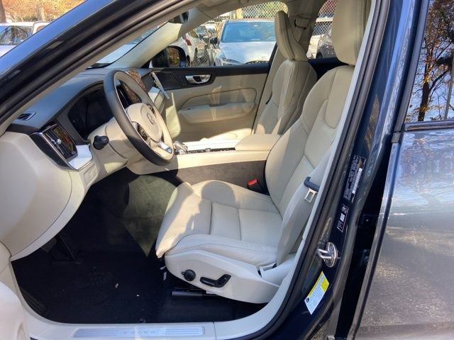New 2026 Volvo XC60 B5 Ultra w/ Climate Package image 11
