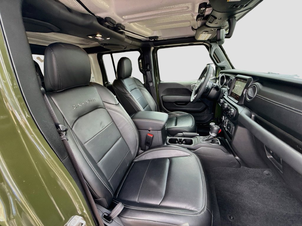 Certified 2023 Jeep Wrangler Unlimited Sahara AWD/4WD image 32