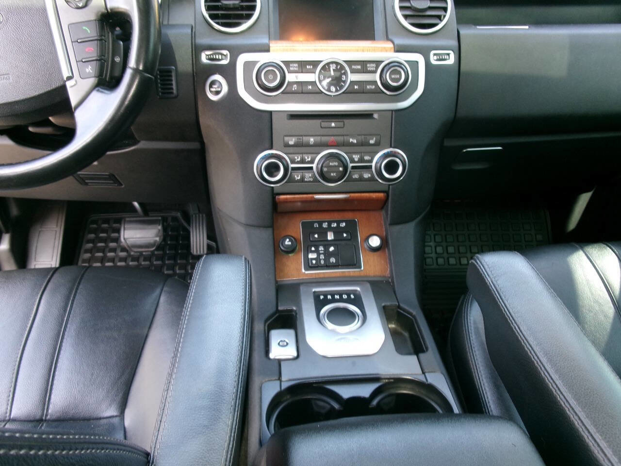 Used 2016 Land Rover LR4 HSE Silver Edition AWD/4WD image 21