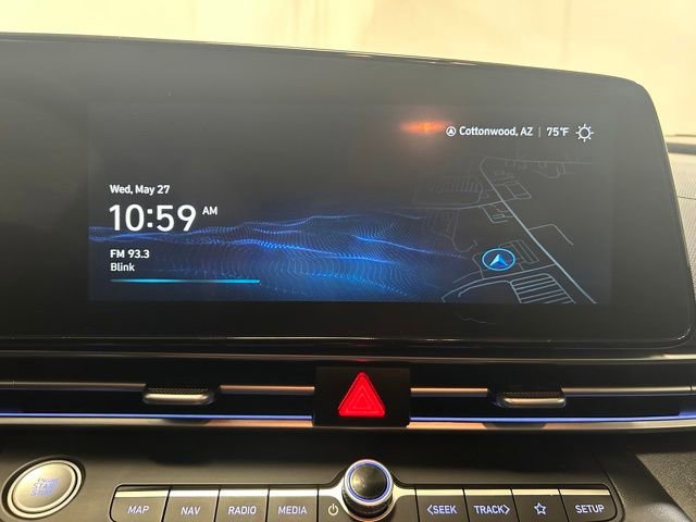 Used 2024 Hyundai Elantra Limited FWD image 36