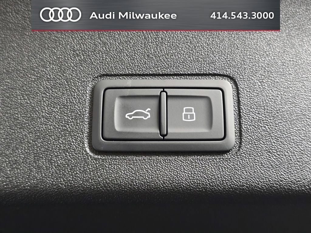 New 2026 Audi Q3 quattro 2.0T AWD/4WD image 10