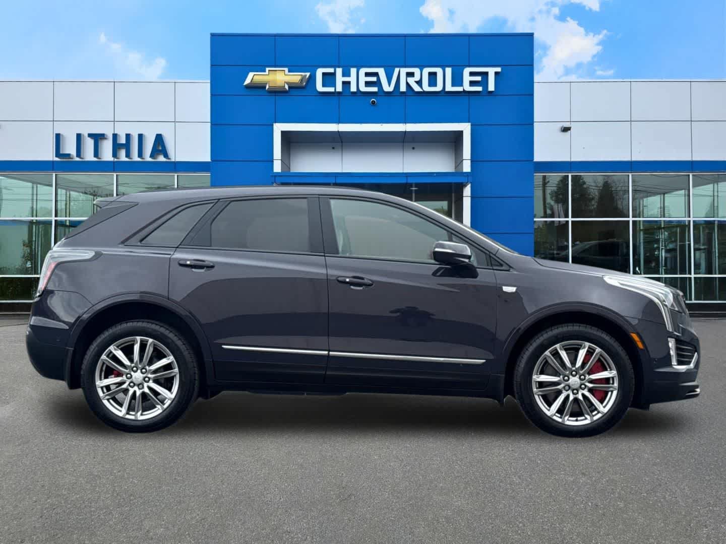 Used 2025 Cadillac XT5 Sportv w/ Technology Package AWD/4WD image 8