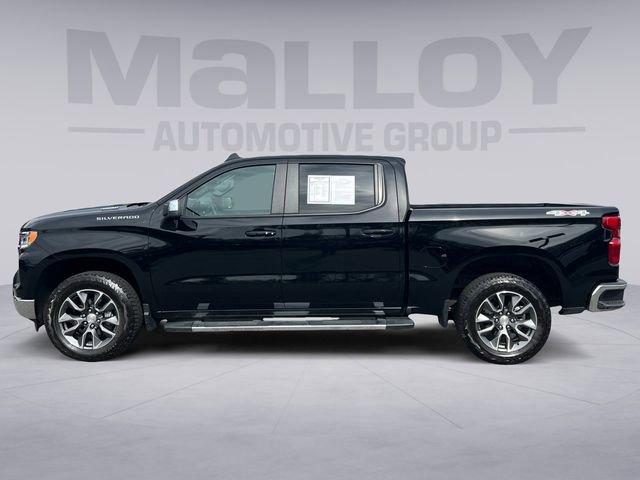 Used 2025 Chevrolet Silverado 1500 LT w/ Convenience Package II image 2