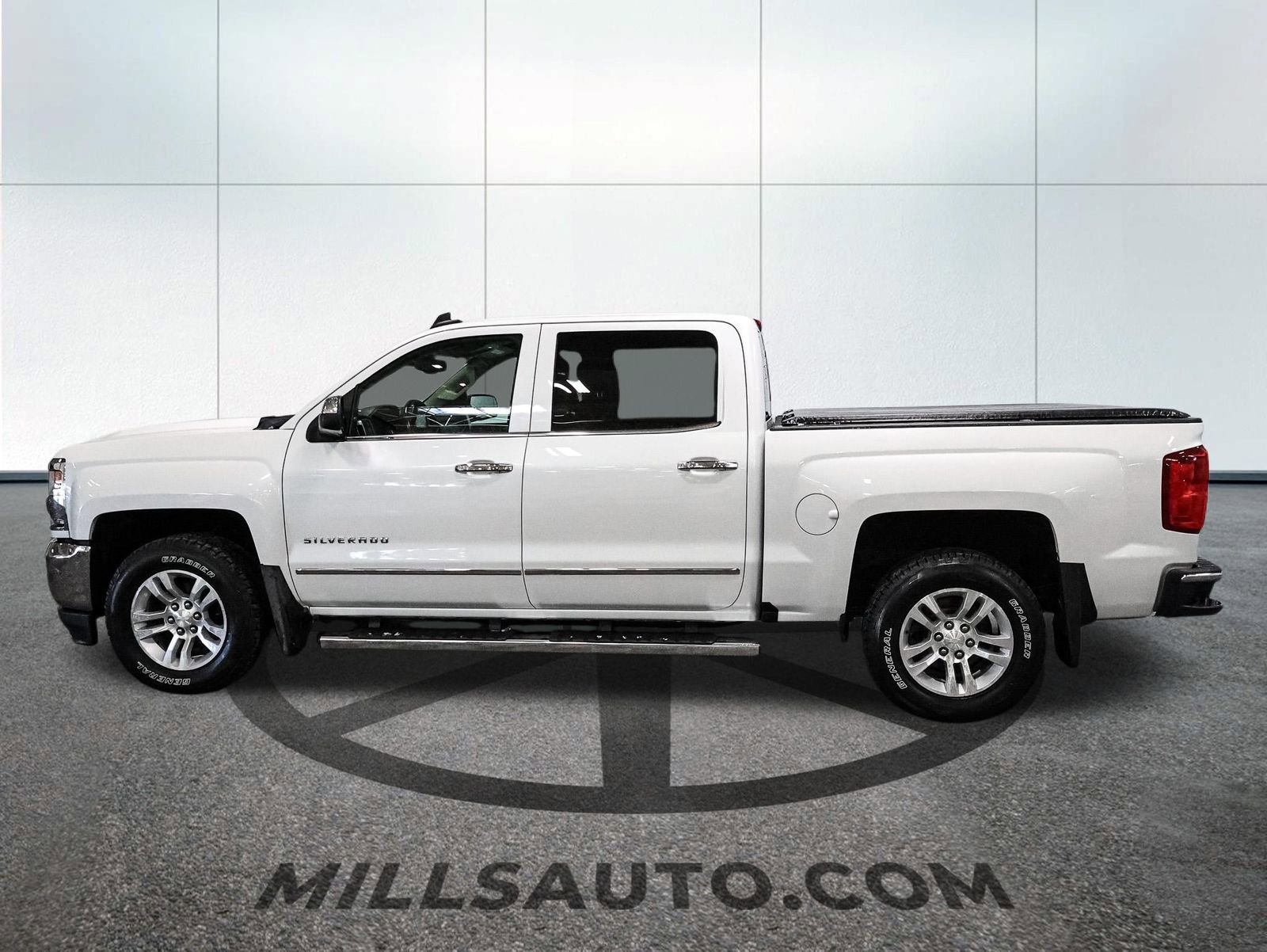 Used 2018 Chevrolet Silverado 1500 LTZ w/ LTZ Plus Package image 3