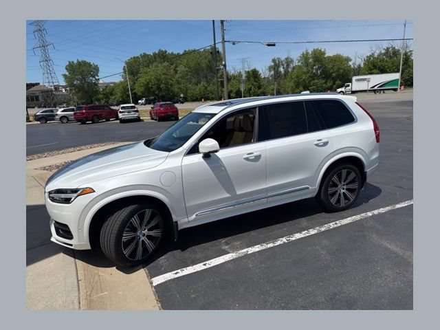 Used 2025 Volvo XC90 T8 Ultra w/ Protection Package