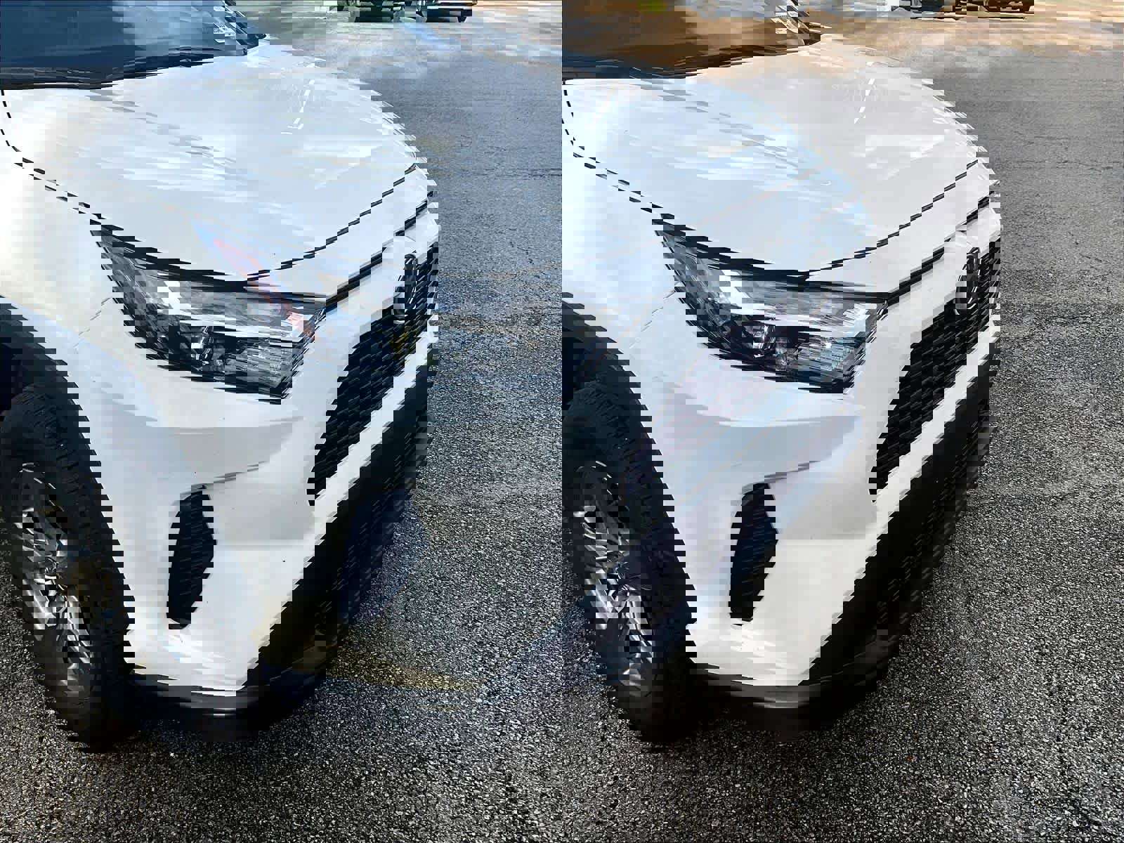 Used 2024 Toyota RAV4 XLE image 5