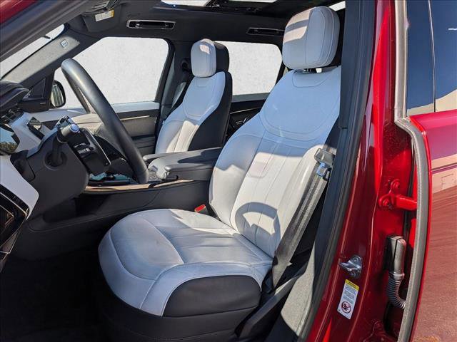 Used 2023 Land Rover Range Rover Sport SE Dynamic image 17