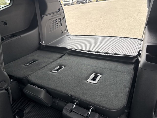 New 2026 Buick Enclave Sport Touring w/ Power Package image 17