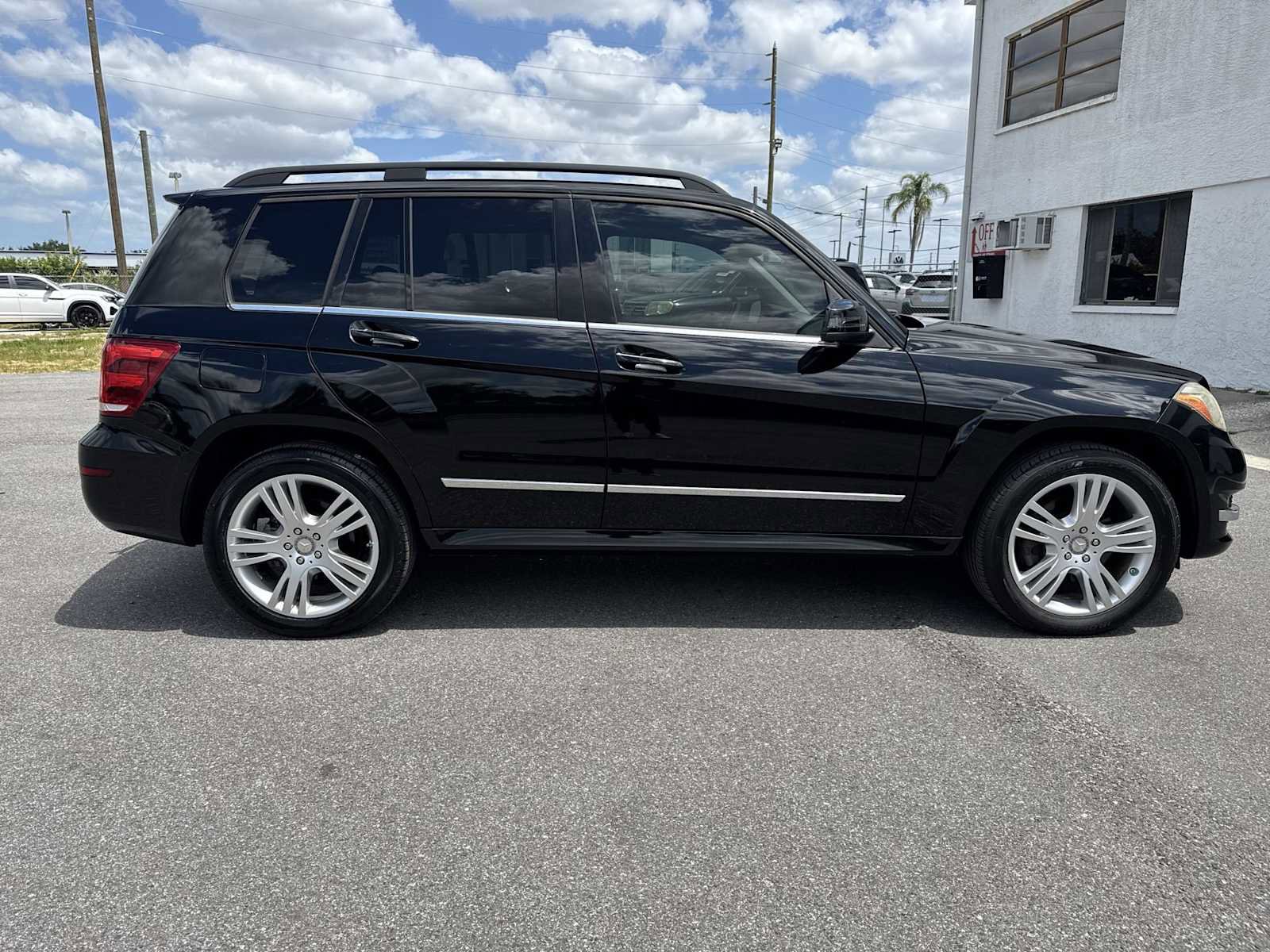 Used 2015 Mercedes-Benz GLK 350 4MATIC image 7