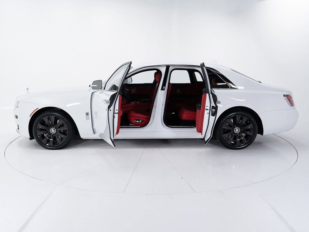 Certified 2022 Rolls-Royce Ghost w/ Ghost Package image 9