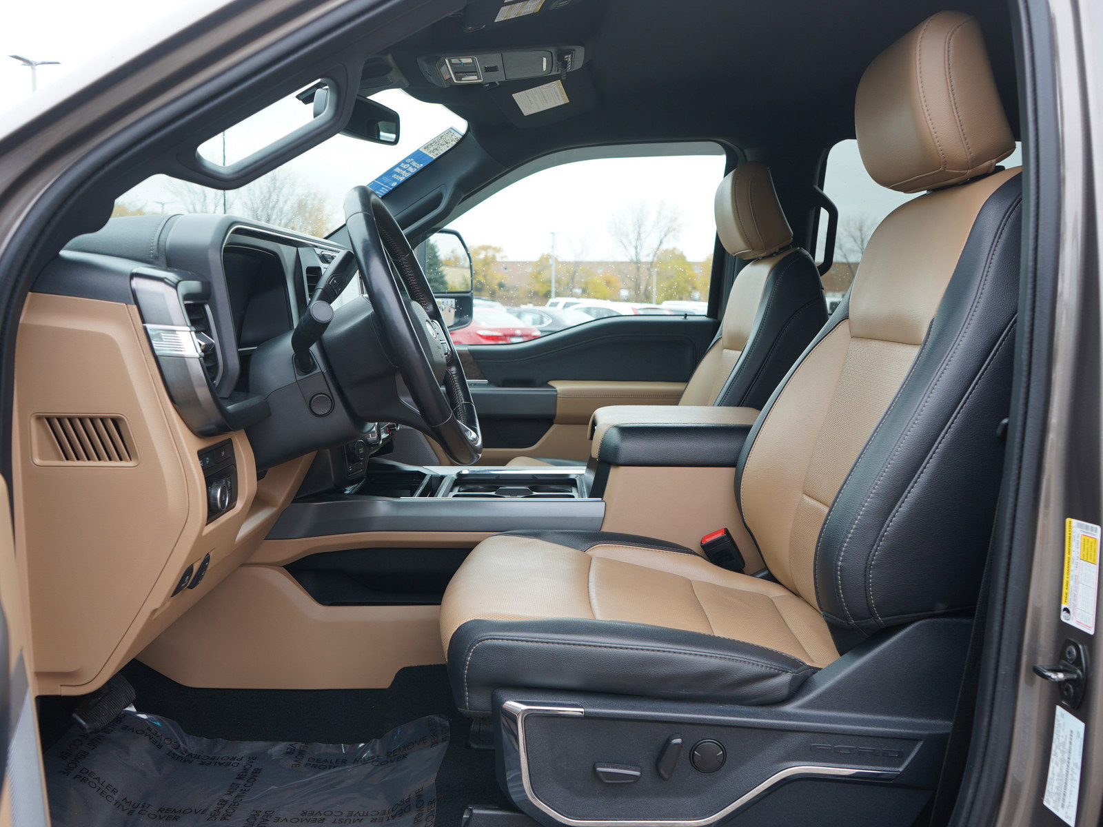 Used 2023 Ford F350 Lariat image 25