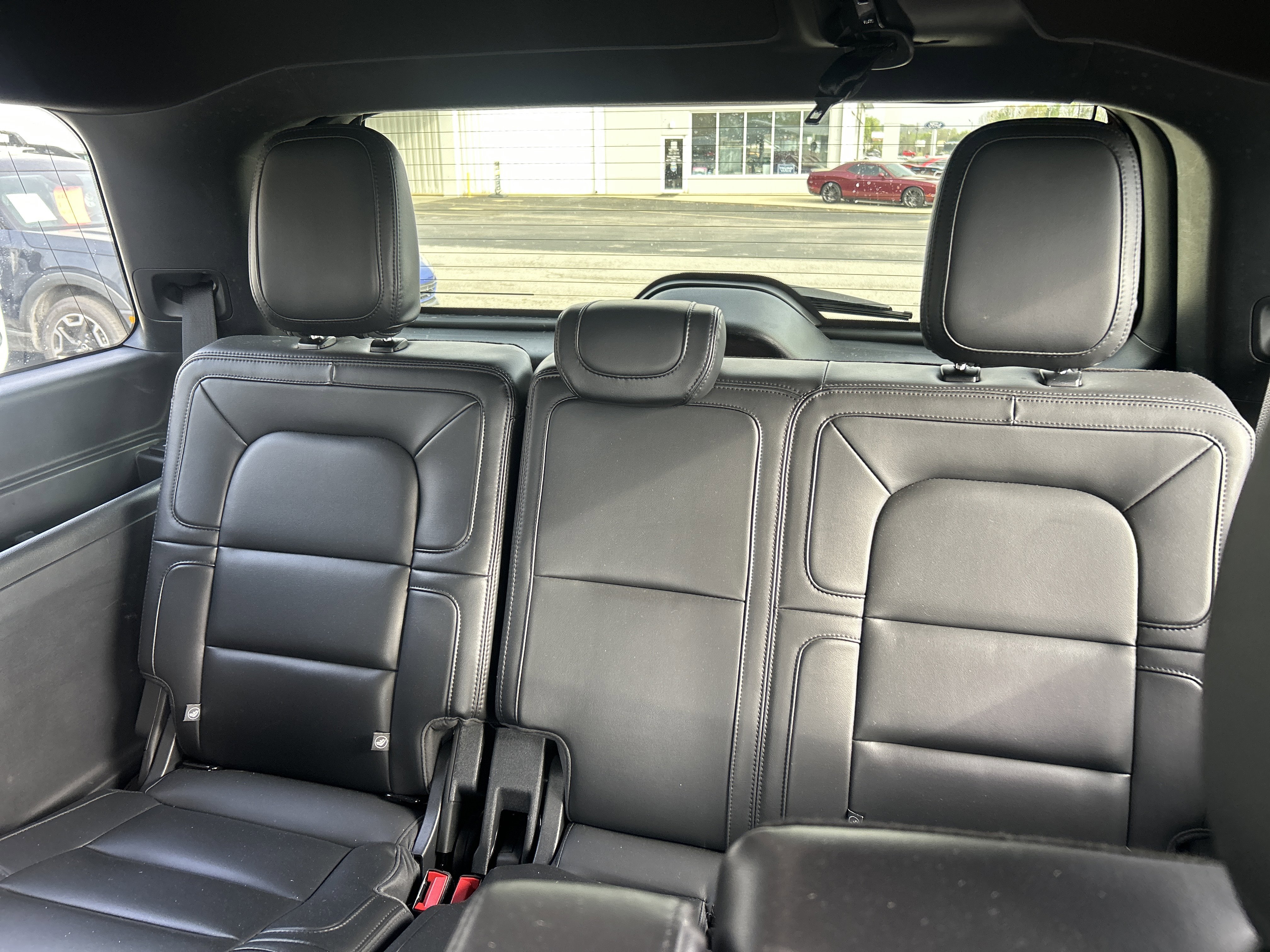 Used 2024 Lincoln Navigator Reserve image 41