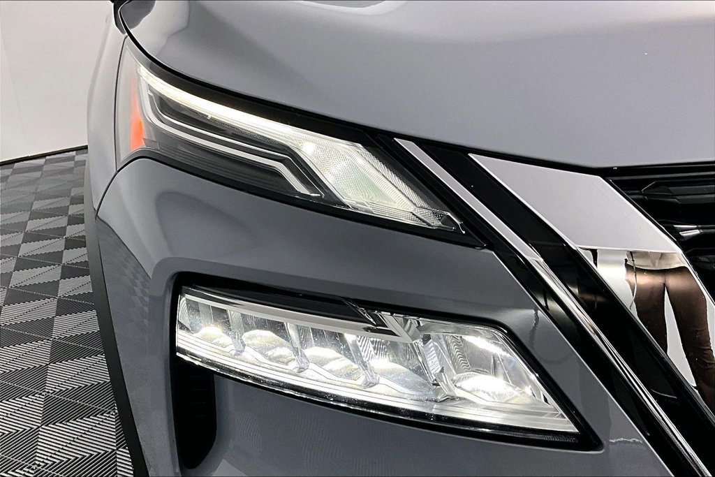 Used 2023 Nissan Rogue Platinum w/ Platinum Premium Package FWD image 28