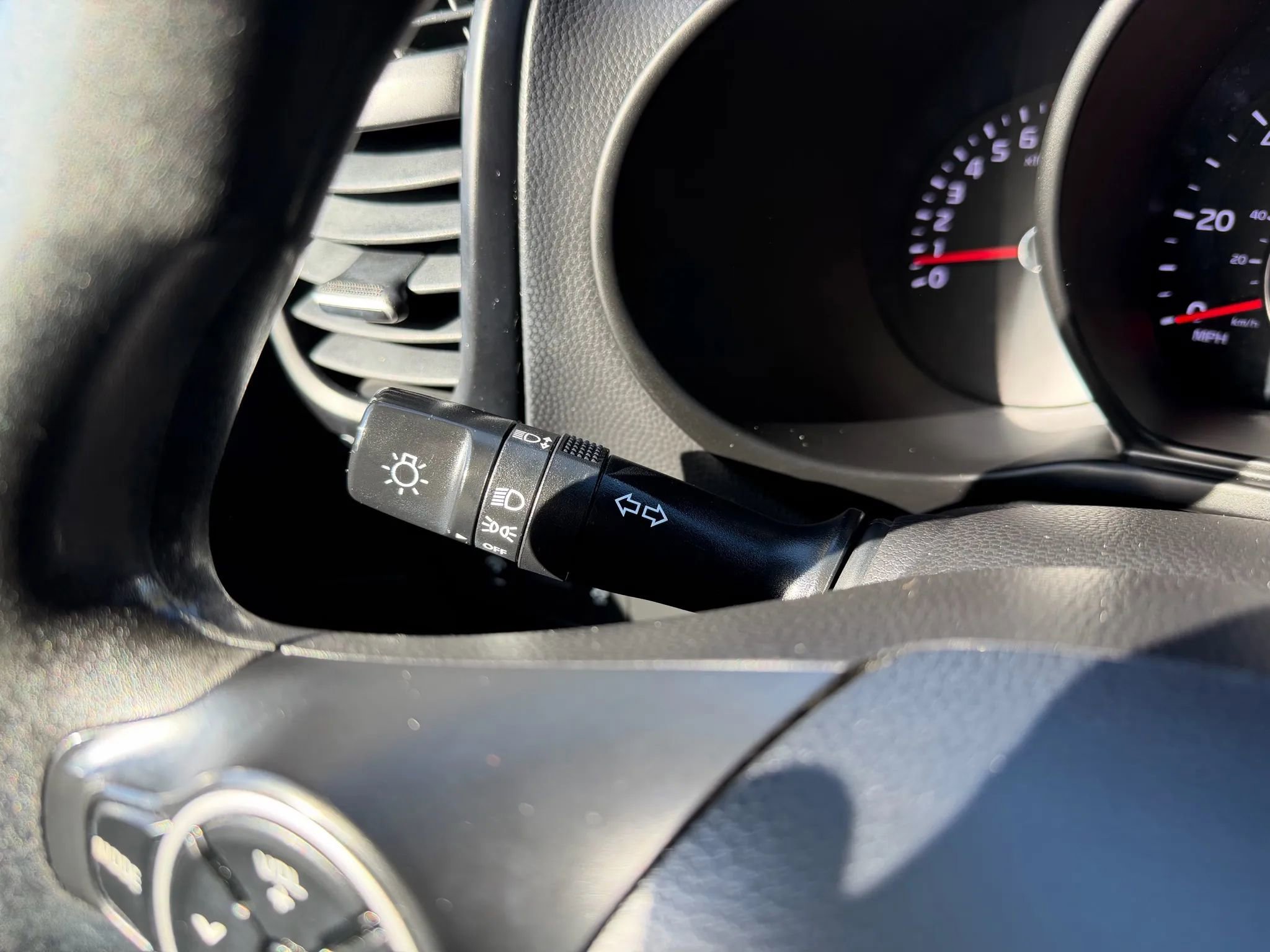 Used 2014 Kia Soul + image 33