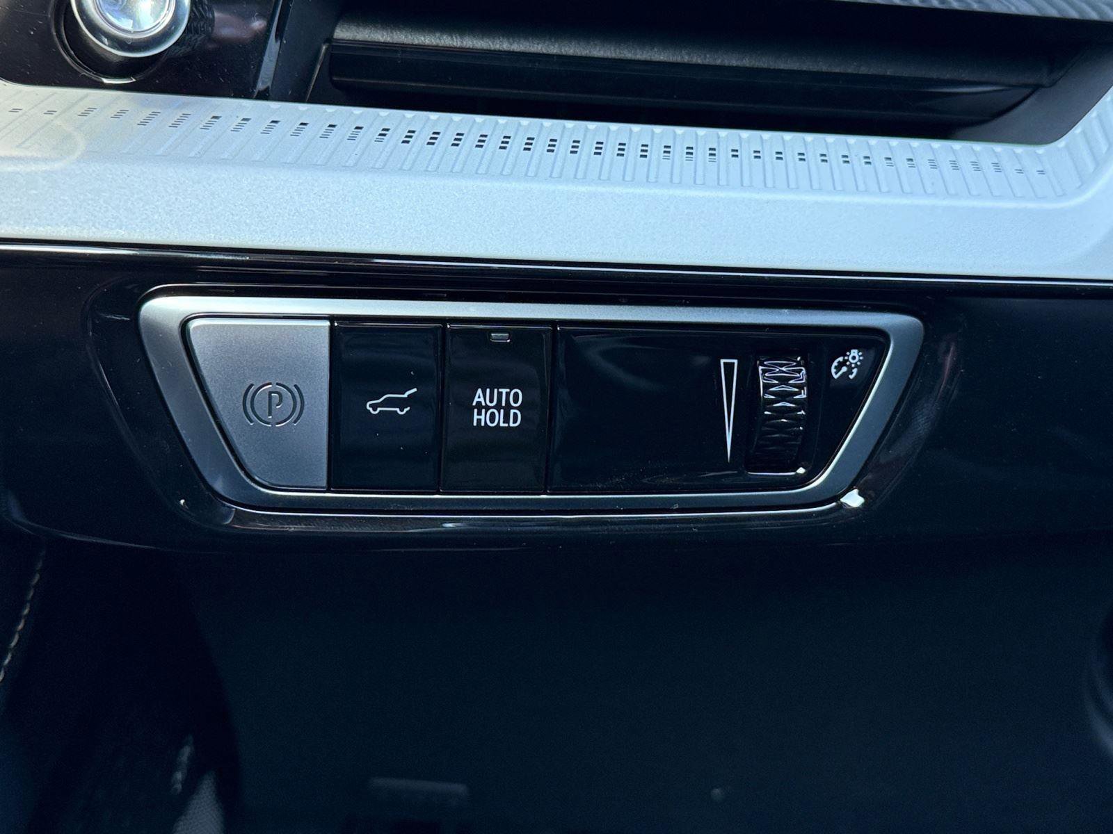 New 2026 Cadillac Optiq Sport 1 image 19