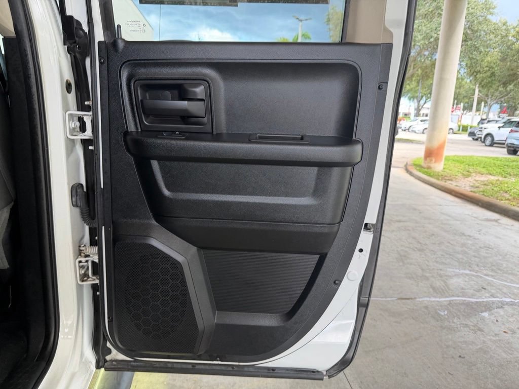 Used 2018 RAM 1500 Tradesman AWD/4WD image 29