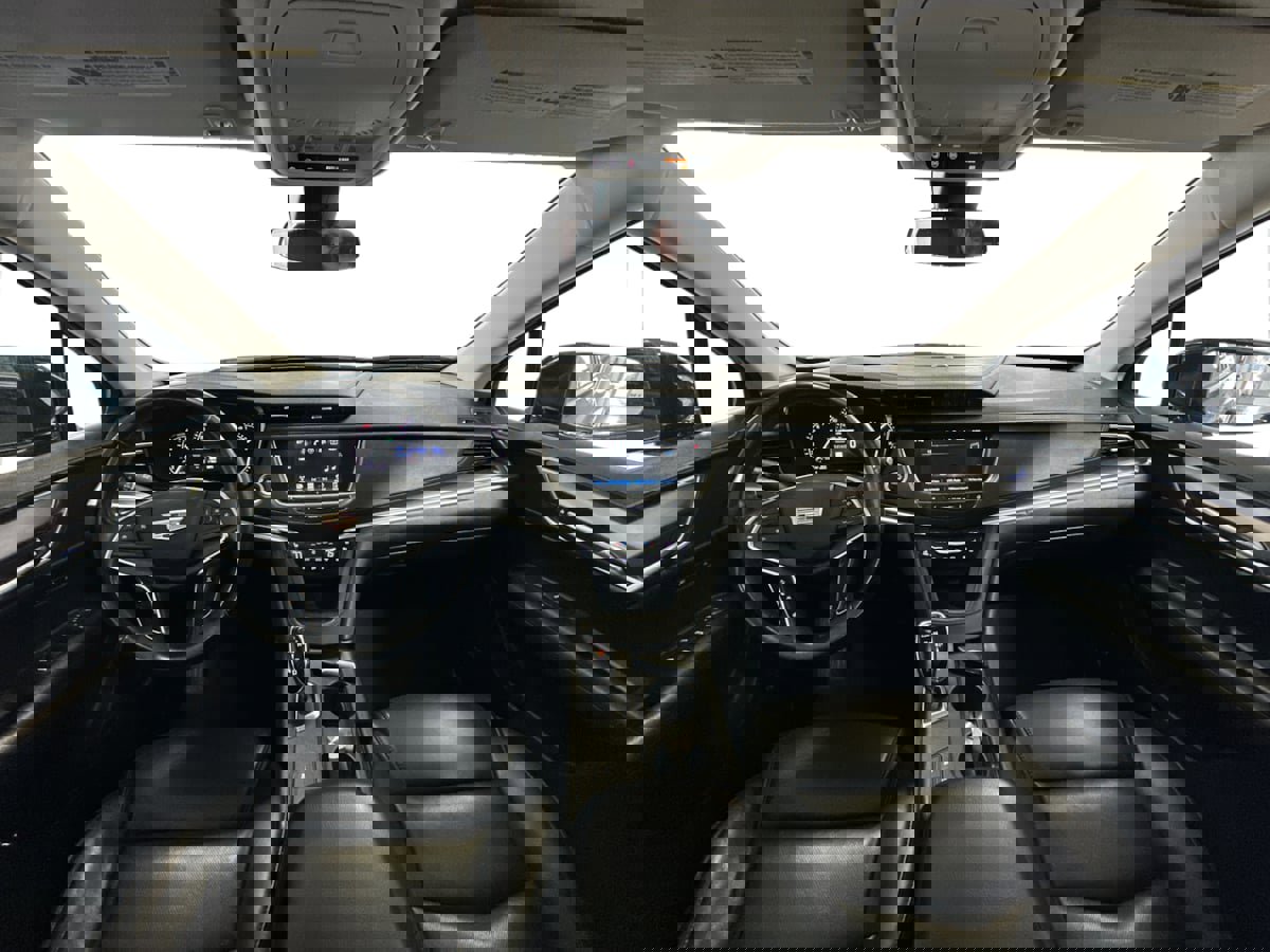 Used 2018 Cadillac XT5 Premium Luxury FWD image 17