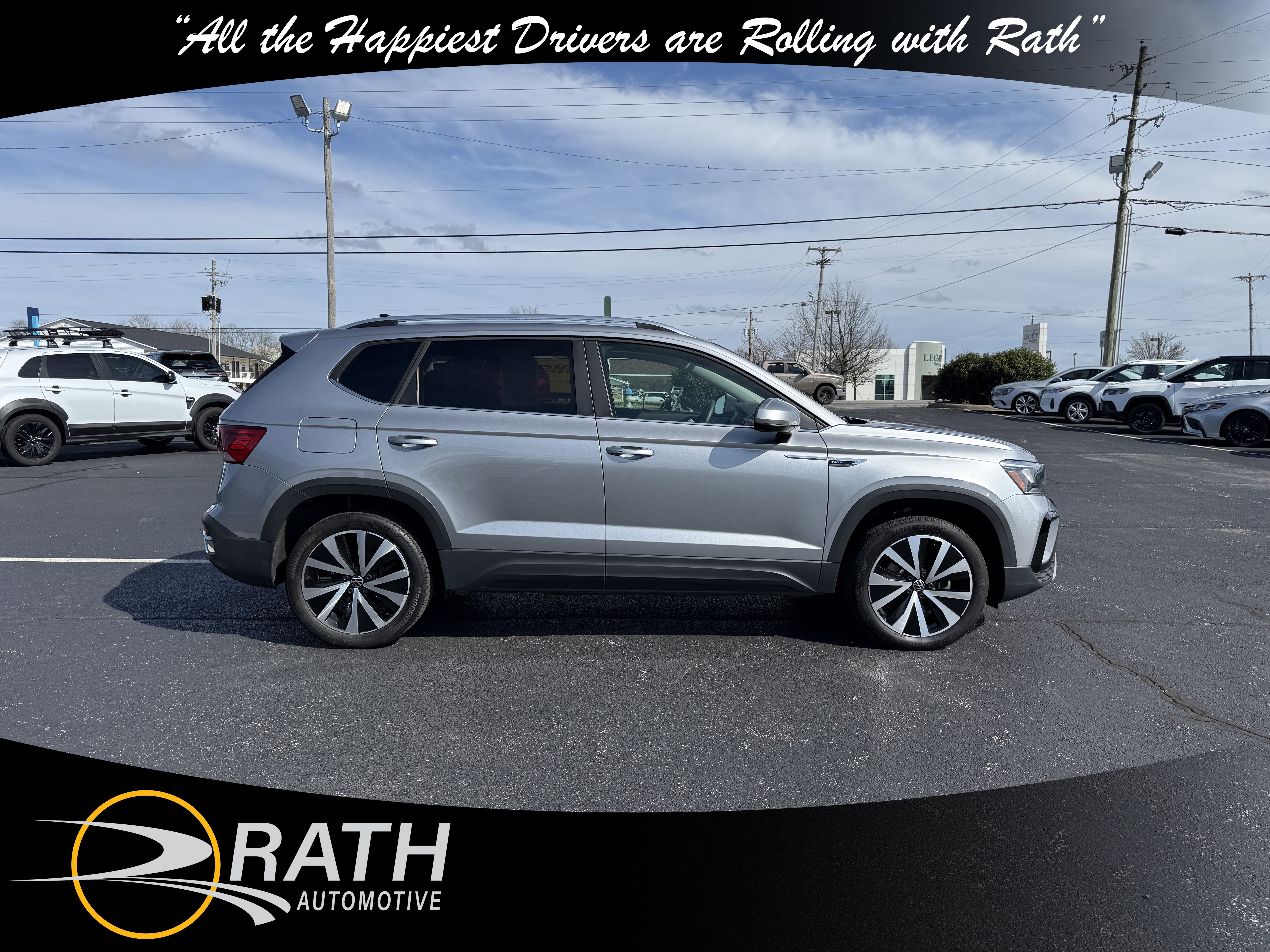 Used 2024 Volkswagen Taos SE image 10