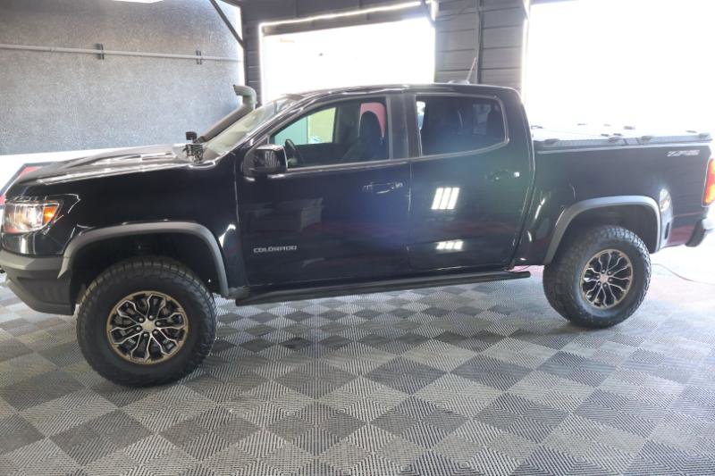 Used 2018 Chevrolet Colorado ZR2 w/ ZR2 Midnight Special Edition image 4