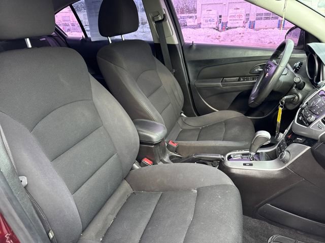 Used 2015 Chevrolet Cruze LT image 12